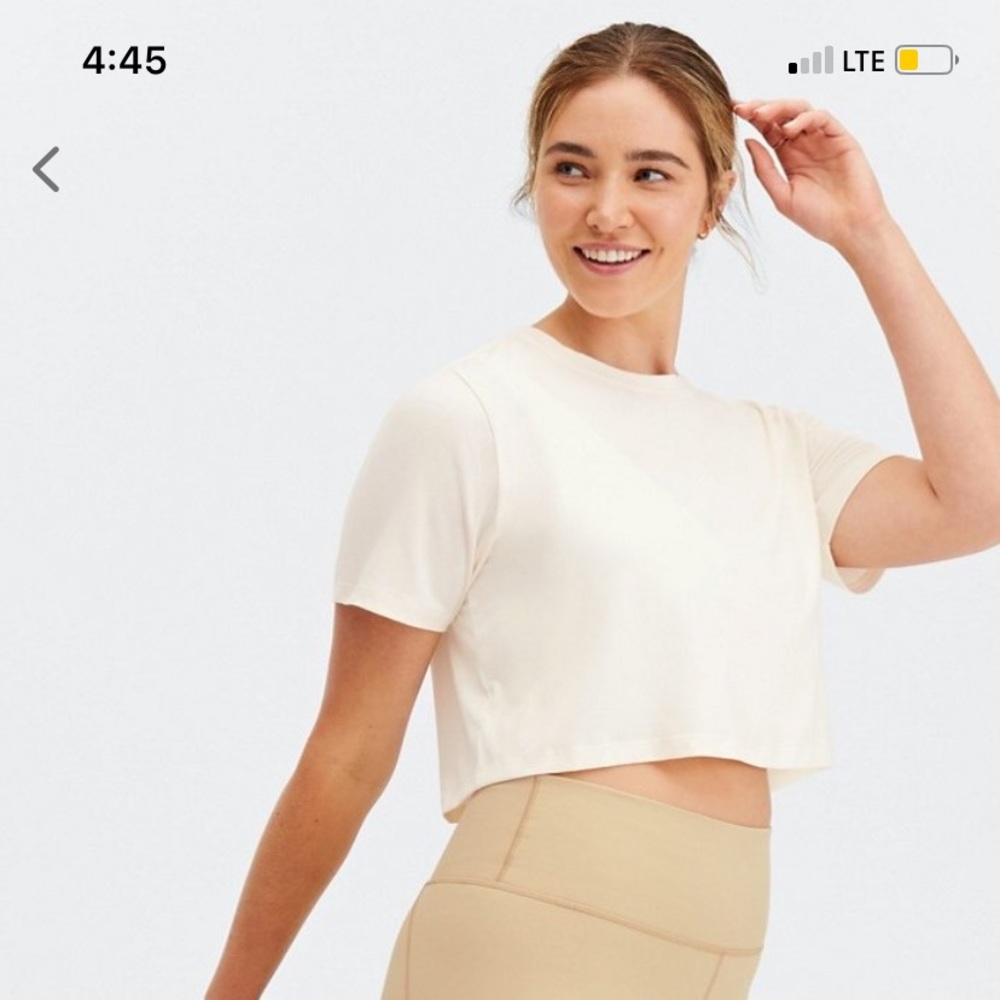 fabletics cropped polyester tee